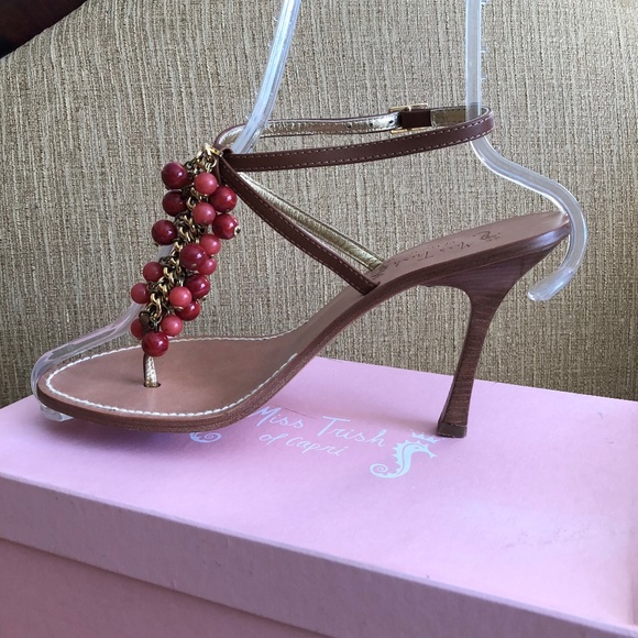 Miss Trish of Capri Beaded Thong Heel 9.5 - Picture 1 of 5
